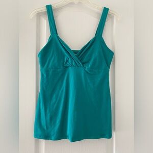 Victoria's Secret Tank Top w. Built in Bra Size SP in Teal